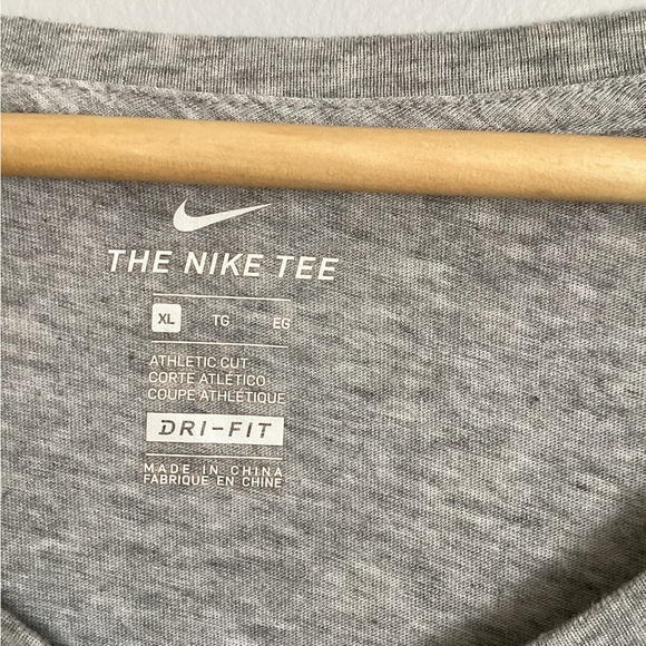 Purdue 3 t-shirt bundle (men’s/women’s) size XL. - Picture 4 of 10